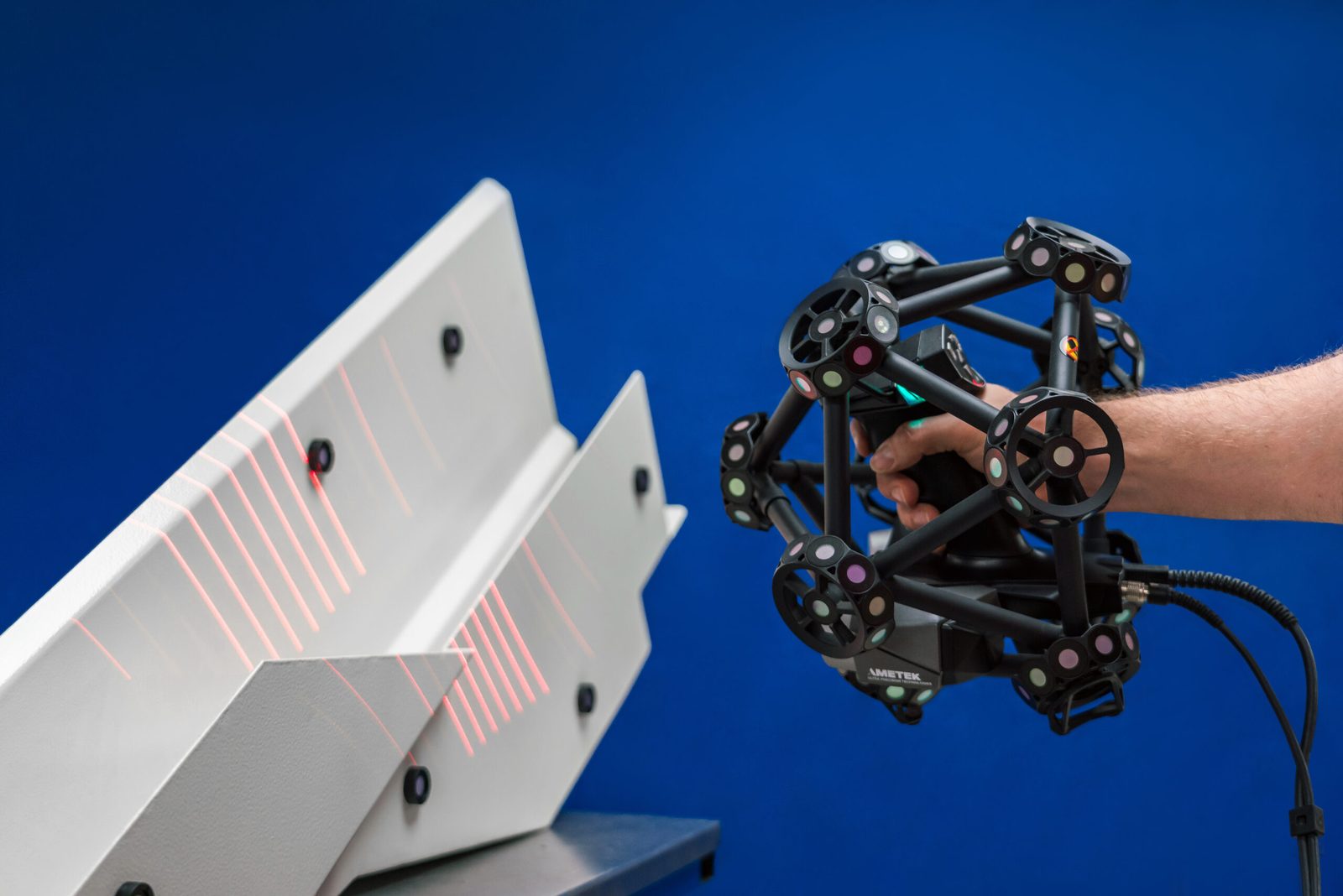 Creaform kézi 3D-szkenner mérés közben